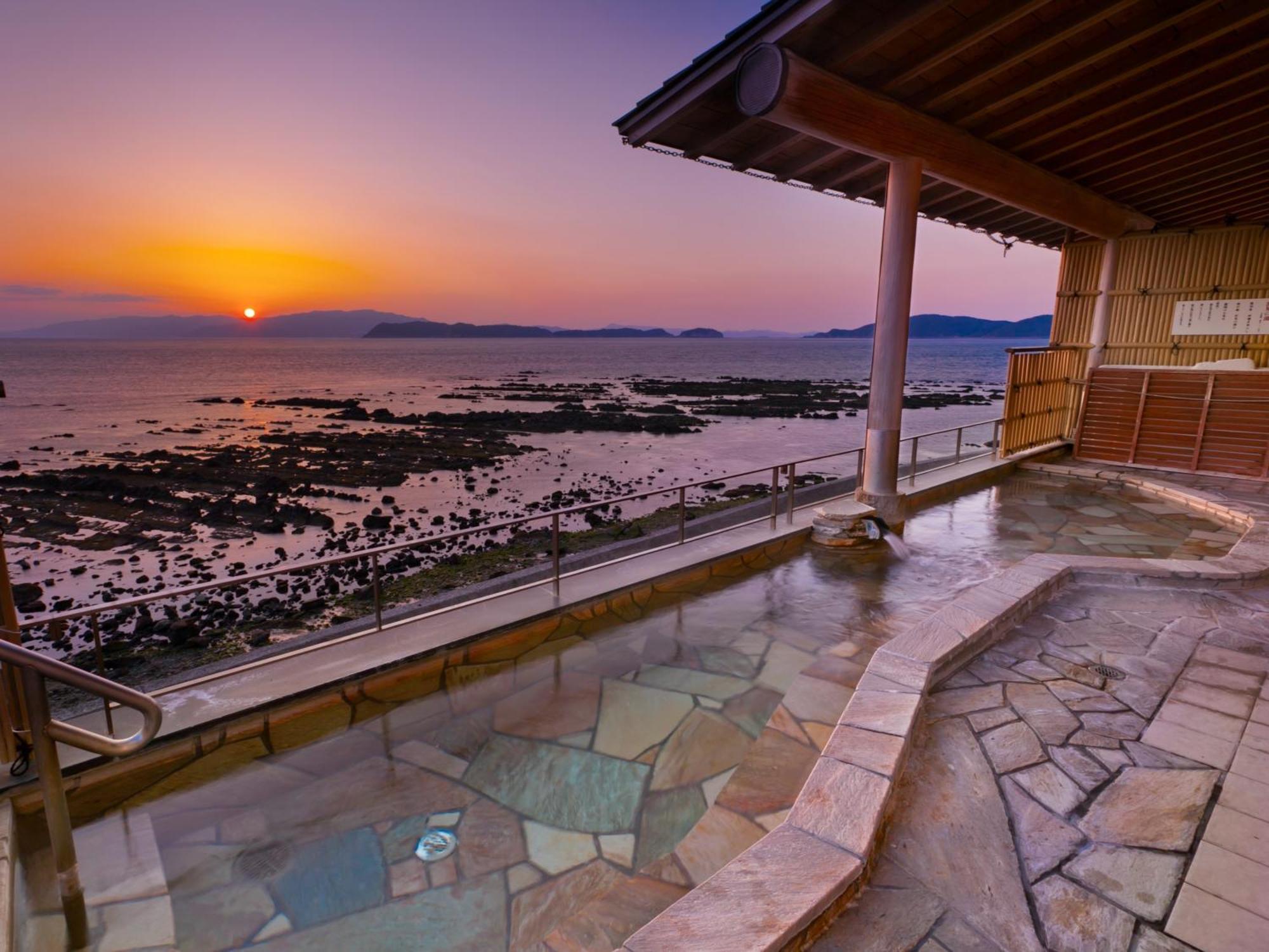 Hotel Wakayama Kada Onsen Kada Kaigetsu Zewnętrze zdjęcie