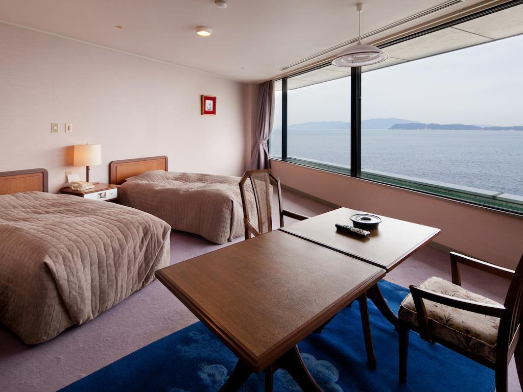 Hotel Wakayama Kada Onsen Kada Kaigetsu Pokój zdjęcie