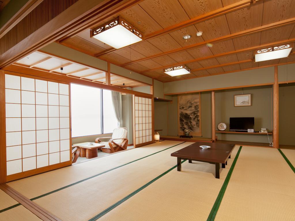 Hotel Wakayama Kada Onsen Kada Kaigetsu Pokój zdjęcie