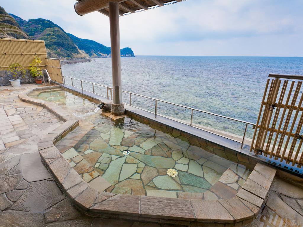 Hotel Wakayama Kada Onsen Kada Kaigetsu Pokój zdjęcie