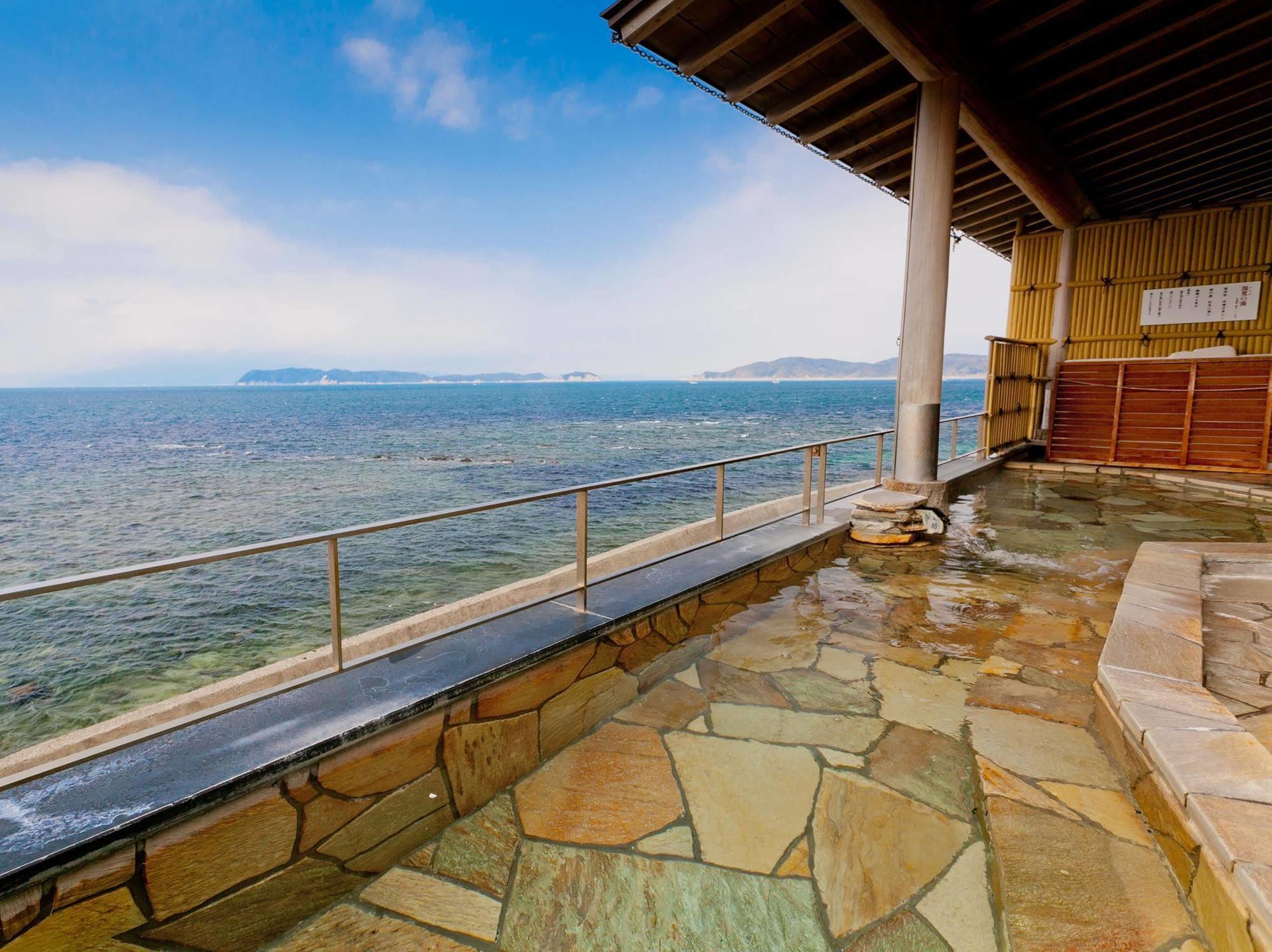Hotel Wakayama Kada Onsen Kada Kaigetsu Zewnętrze zdjęcie