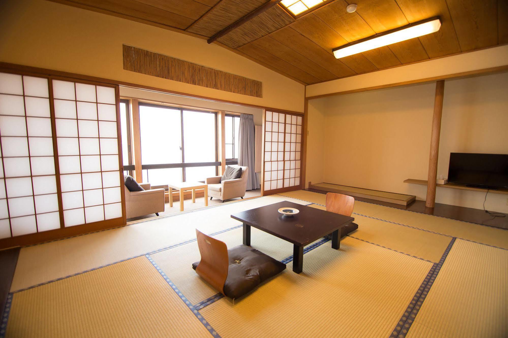 Hotel Wakayama Kada Onsen Kada Kaigetsu Zewnętrze zdjęcie