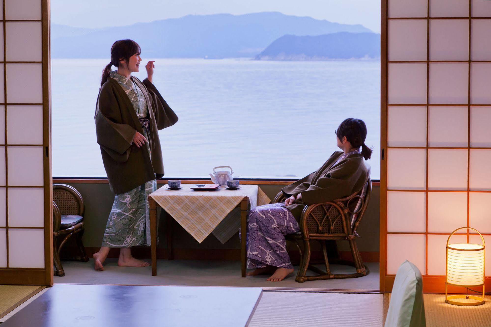 Hotel Wakayama Kada Onsen Kada Kaigetsu Zewnętrze zdjęcie