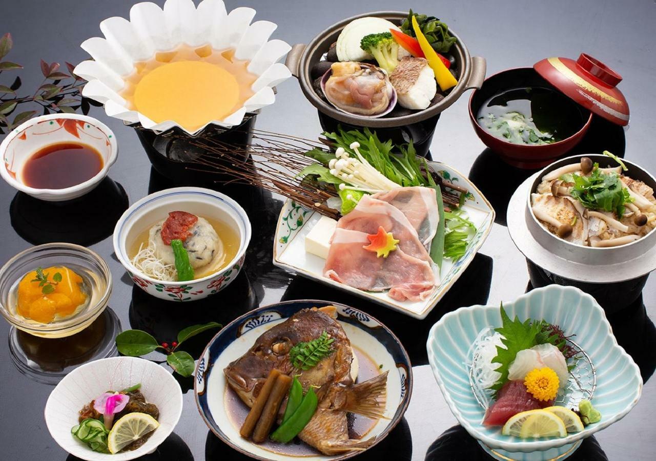 Hotel Wakayama Kada Onsen Kada Kaigetsu Zewnętrze zdjęcie