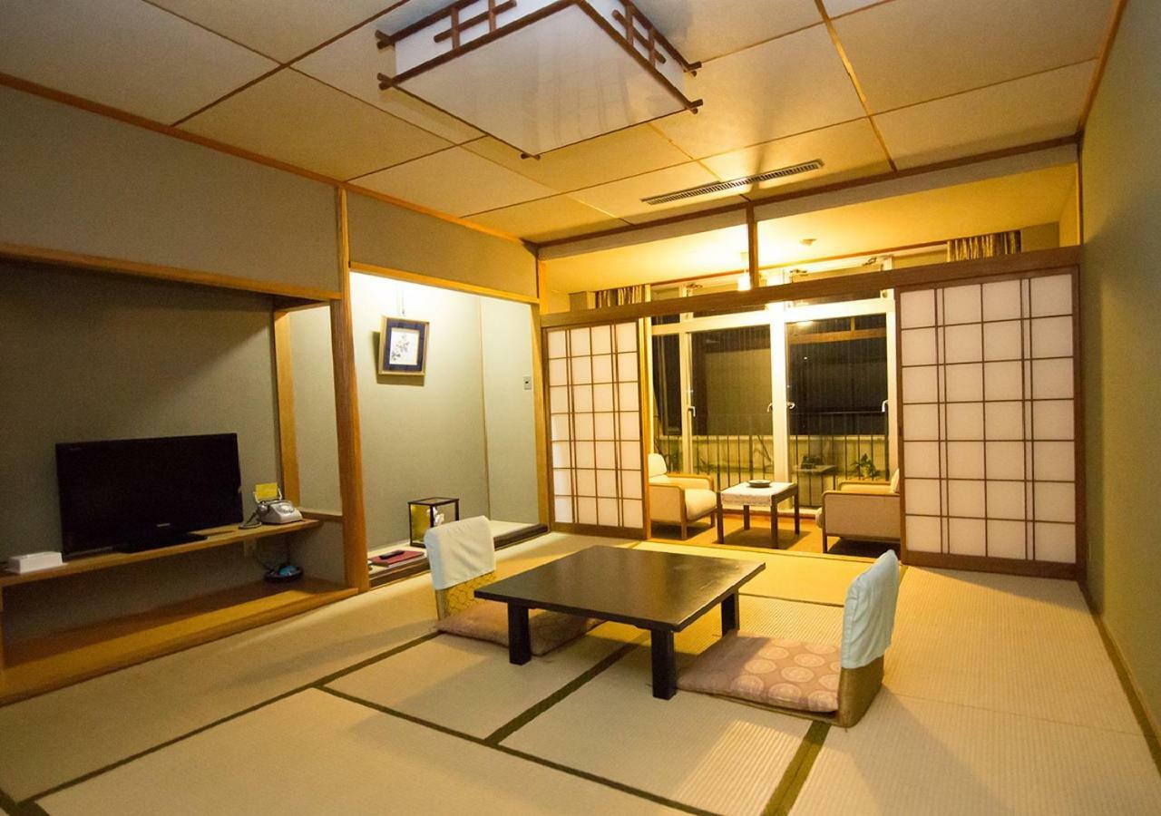 Hotel Wakayama Kada Onsen Kada Kaigetsu Zewnętrze zdjęcie